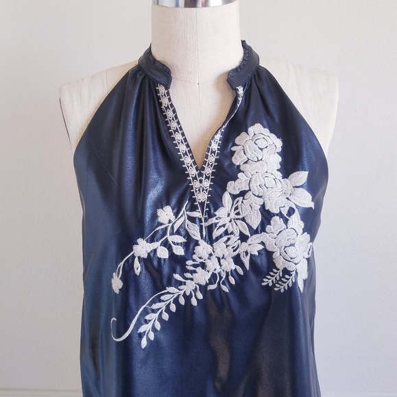 NEW | THML|‎ VeganLeather Dress Floral Embr… - Picture 2 of 7